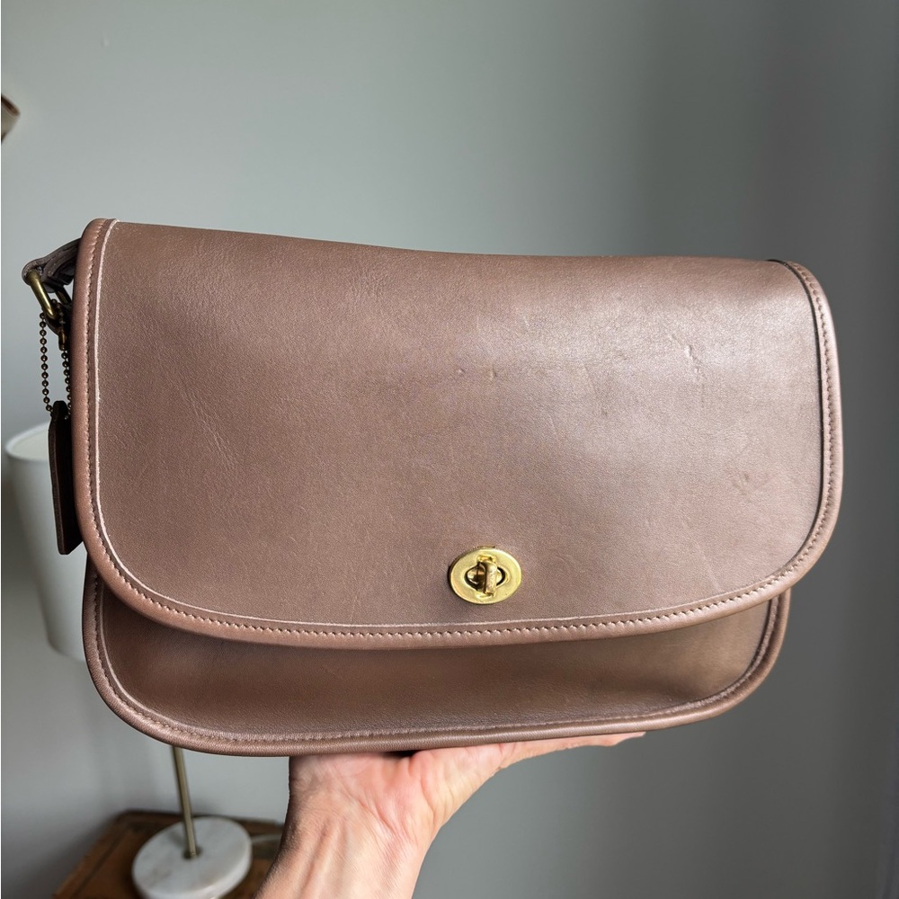 SOLD!
🤎Vintage Coach City Bag #9790 TAUPE🤎